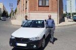 تحویل یک دستگاه وانت آریسان دوگانه‌سوز به شهرداری گرمسار