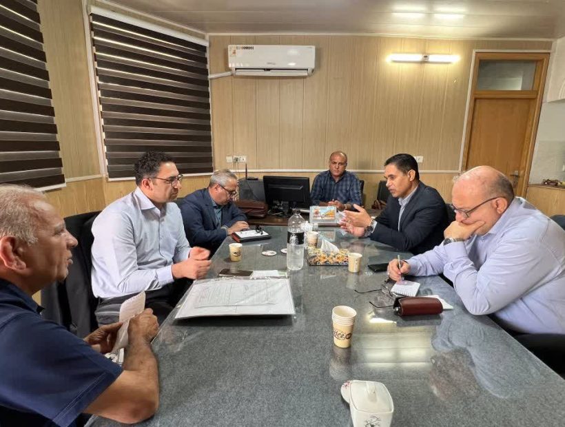 جلسه بررسی مشکلات شهرک صنعتی فجر گرمسار